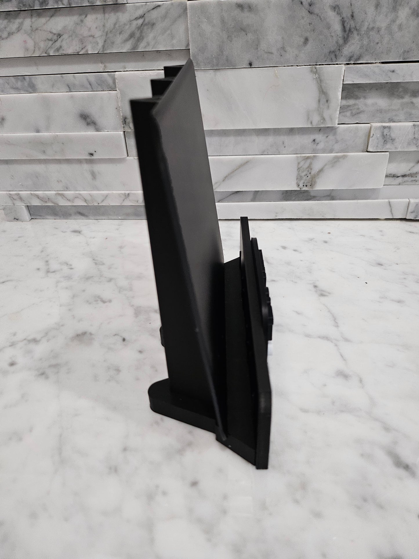 Custom Comic Book Stand, 3D Printed Comic or Magazine Stands - Customize