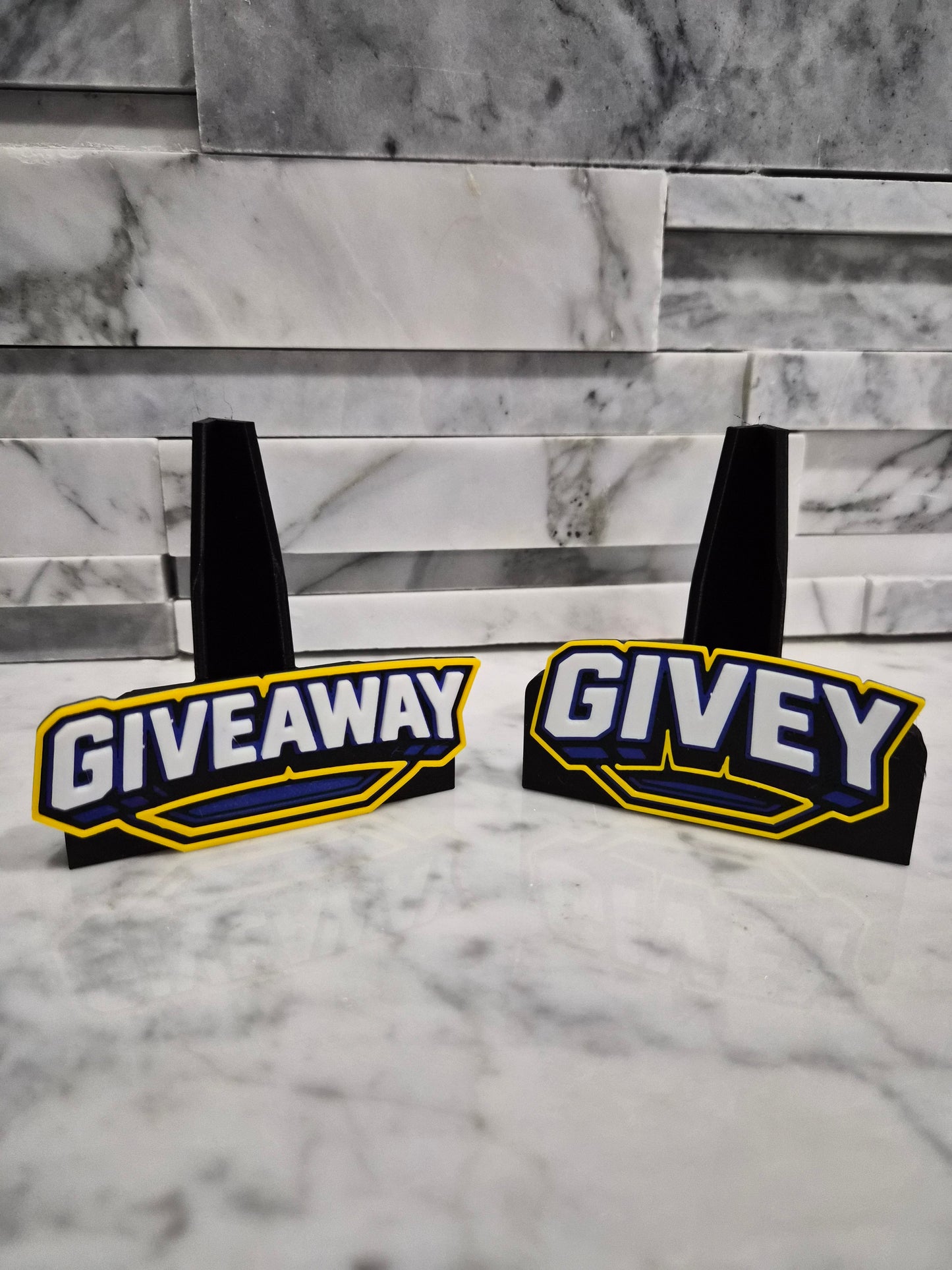 Card Breaks Sign Bundle, Stash or Pass, See 2 Pick 1, See 3 Pick 1, Giveaway